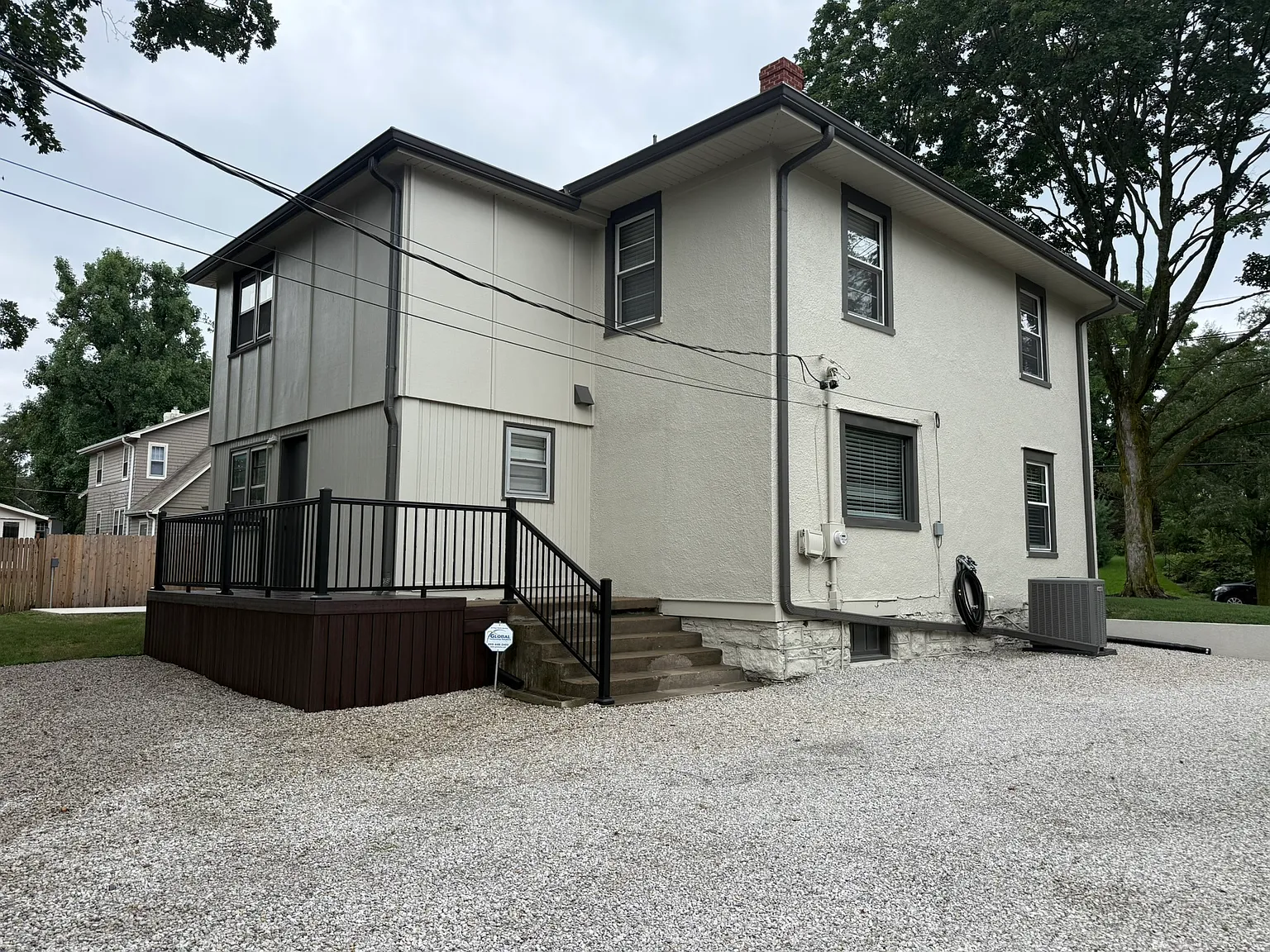 4 bed, 2320 sqft, $3,200 — Photo 4