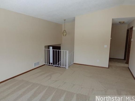 3rd image of 15120 Chameleon St NW