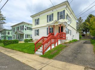 18 Pacific St, Pittsfield, MA 01201
