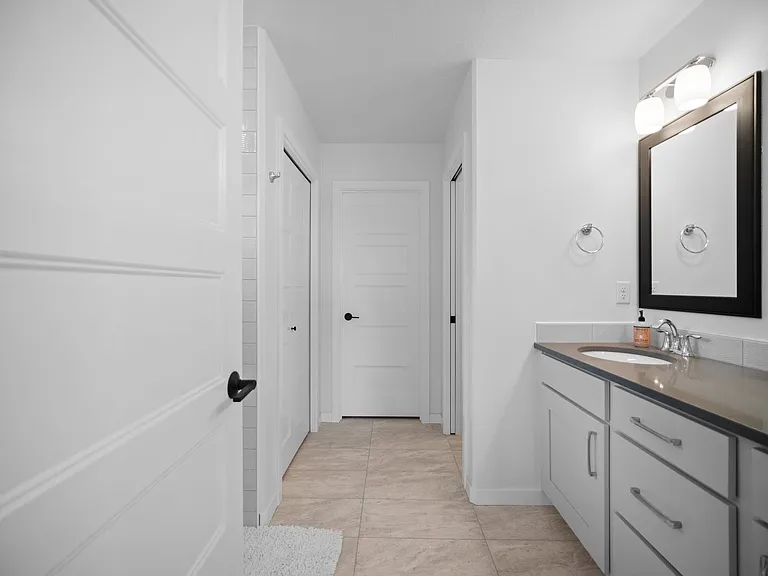 7153 S Parkridge Blvd — Photo 37