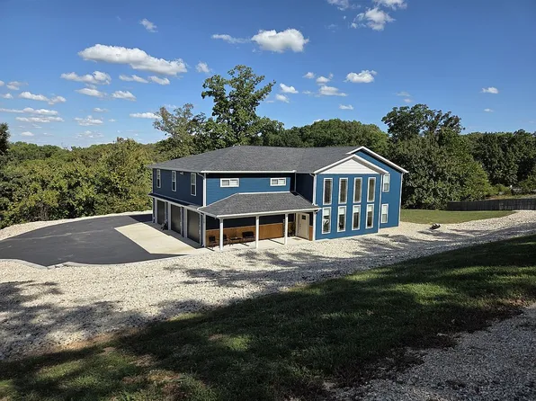 59 Bruce Ct, Lake Ozark, MO 65049