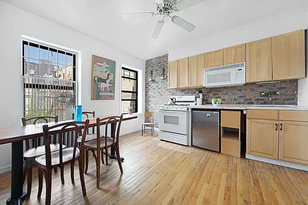 Rented by Compass | media 16