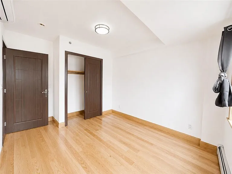 41 42 College Point Blvd #6A — Photo 5