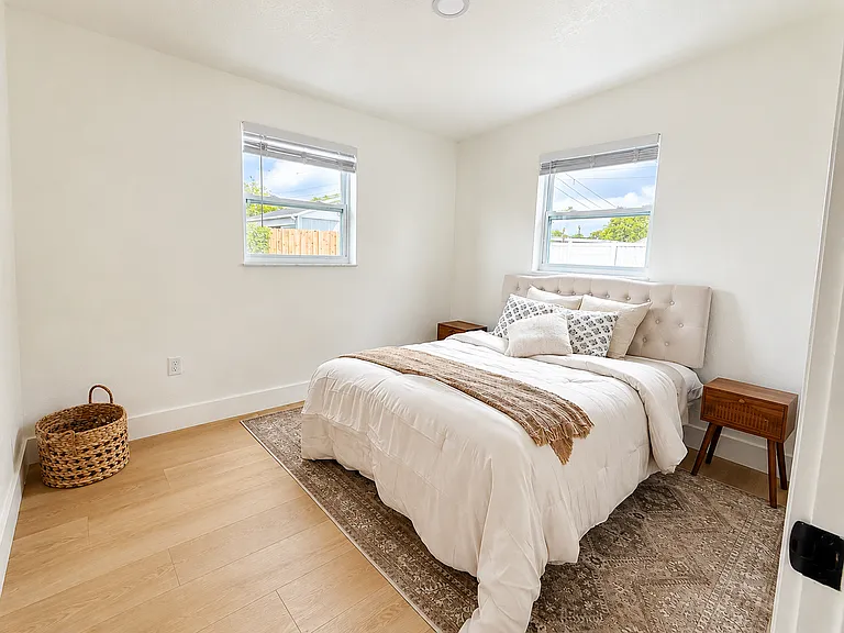 9142 Suncrest Blvd — Photo 10
