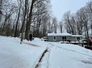 656 State Route 11, Peru, VT 05152