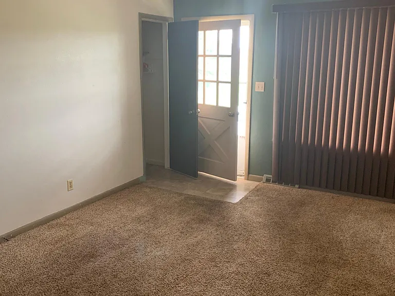 1312 Shield St — Photo 3