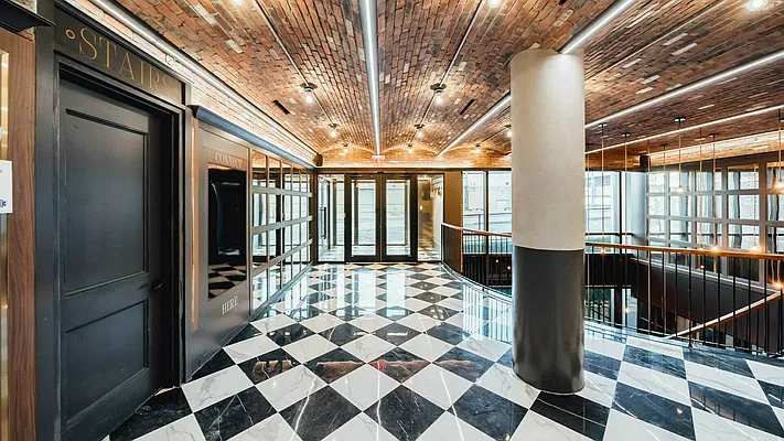 Rented by Nooklyn NYC LLC | media 24
