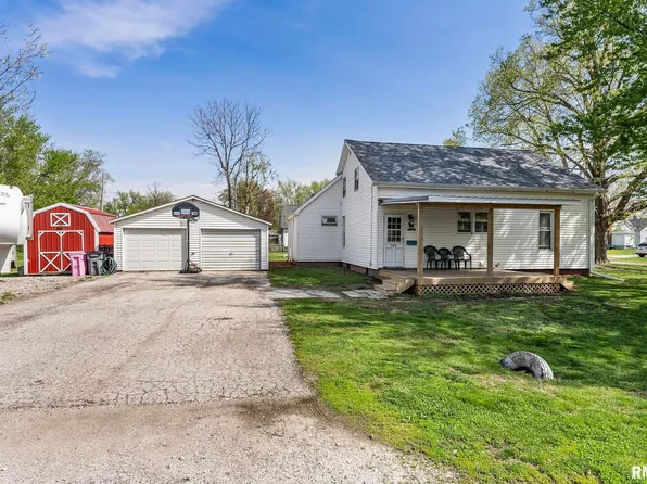 301 W Jackson St, Joy, IL 61260