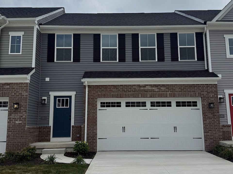 Rosecliff w Finished Rec Room or Rear Deck