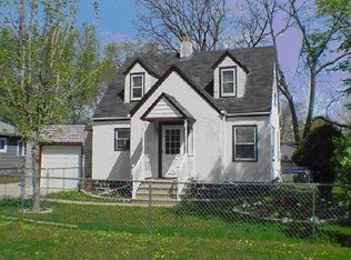 848 Colonial Dr, Machesney Park, IL