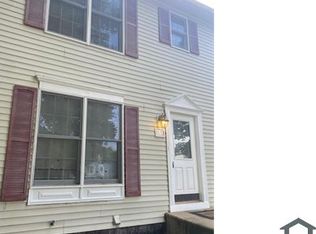 11 Woodbench Ct, Reisterstown, MD