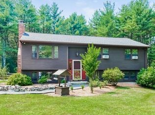 211 Chestnut St, Wrentham, MA 02093