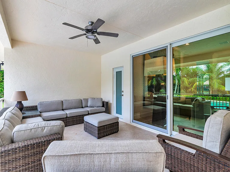 3317 Embassy Dr — Photo 23