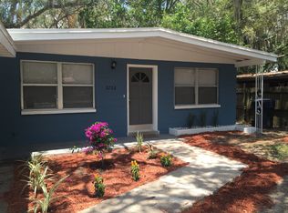 8726 Hyaleah Rd, Tampa, FL 33617