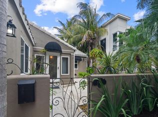 1551 Jackson St, Hollywood, FL 33020