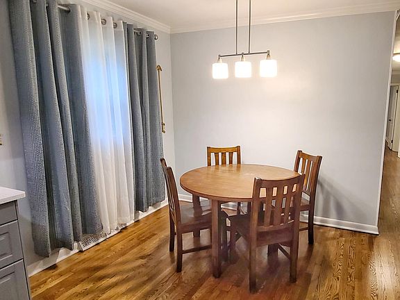 3rd image of 106 Normandy Ln