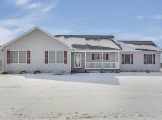 102 W Lucky Estates Dr, Harrington, DE 19952