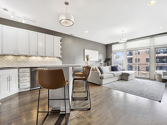 5th image of 1635 N Western Ave #2S