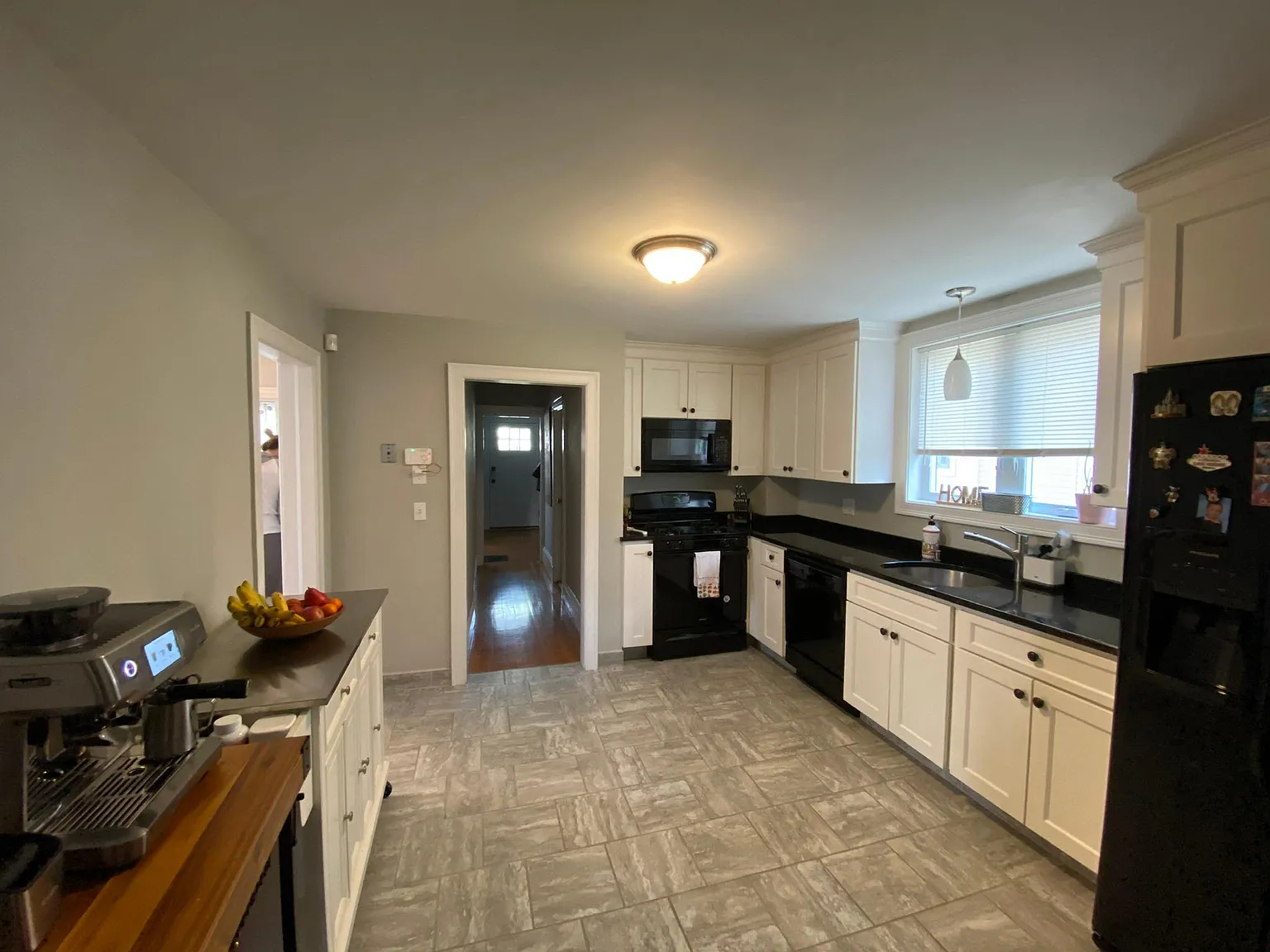 21 Wilbur St — Photo 2