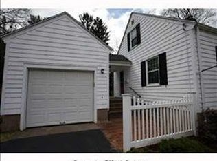 30 Tanner St, Manchester, CT 06042