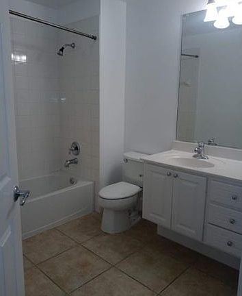 4th image of 1043 Pinewood Lake Ct