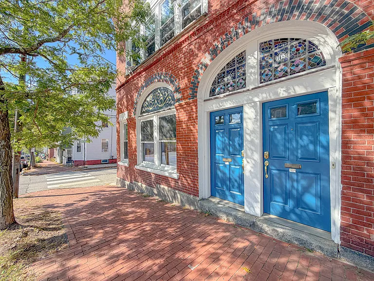 71 Sheridan St #3 — Photo 2