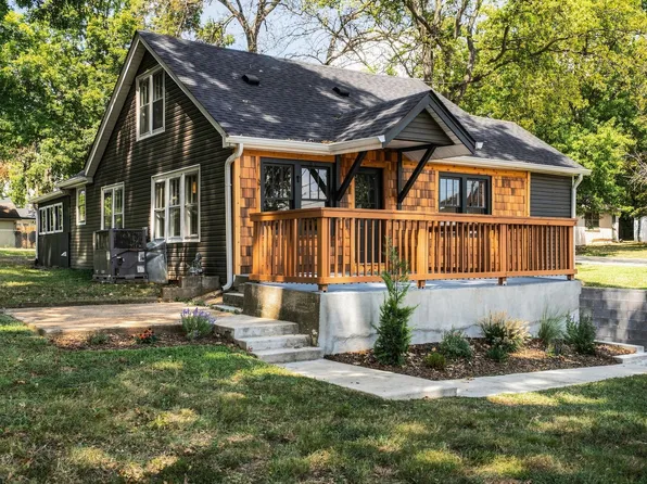 2804 Lakeshore Dr, Old Hickory, TN 37138