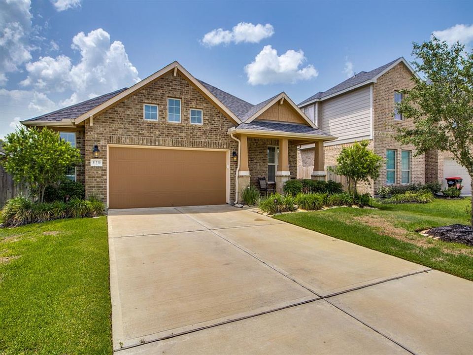 1st image of 31330 Gulf Cypress Ln