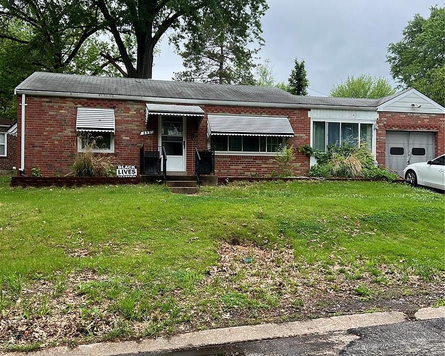 1st image of 899 Melvin Ave
