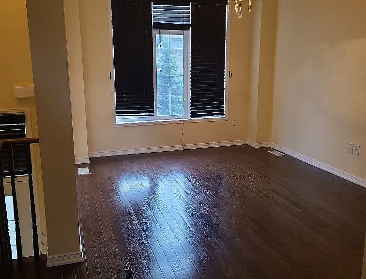 30 Burtonbury Ln — Photo 5