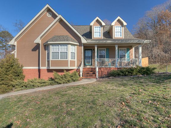 2nd image of 327 Dove Dr