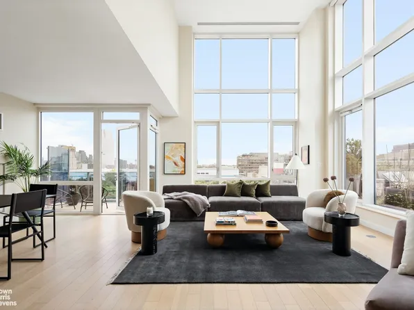 34 North Seventh Street image 1 of 28