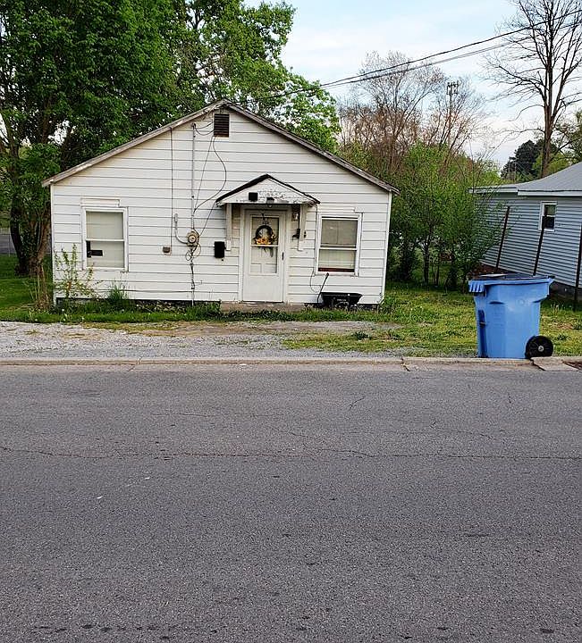 1st image of 410 Humble Ave