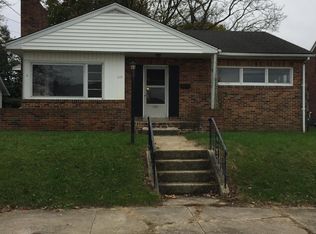210 W Way St, Red Lion, PA 17356
