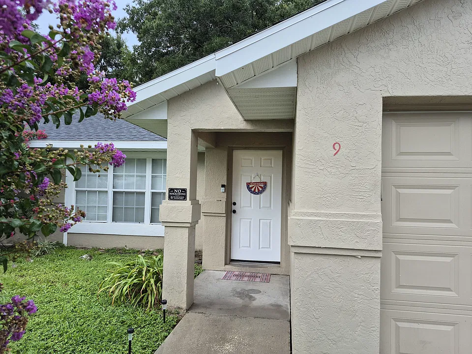 4 Almond Pass Way