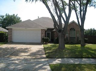 3017 Braes Meadow Dr, Grand Prairie, TX 75052
