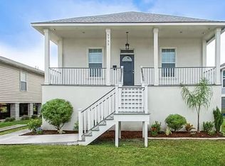 5733 Wilton Dr, New Orleans, LA 70122