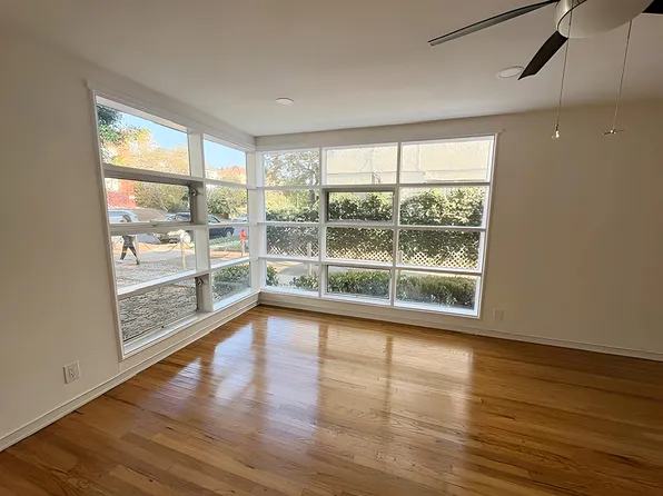 215 N Kenmore Ave #D, Los Angeles, CA 90004