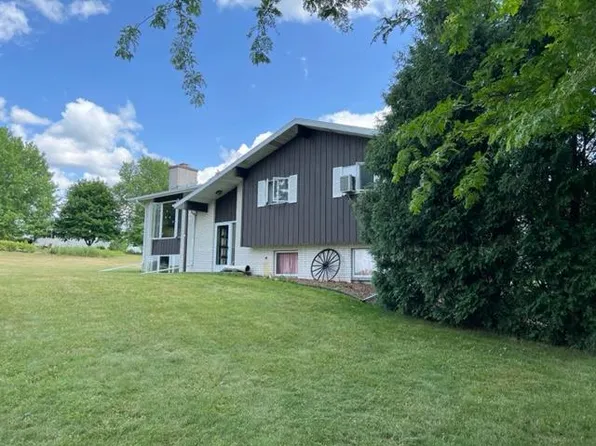 W6499 Hillcrest Road, Juneau, WI 53039