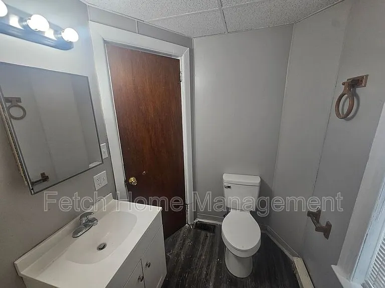 826 Wallace St — Photo 17