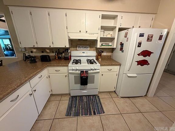4th image of 117 Shadow Oaks Dr