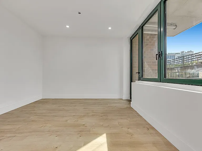 3645 31st St #3H — Photo 6