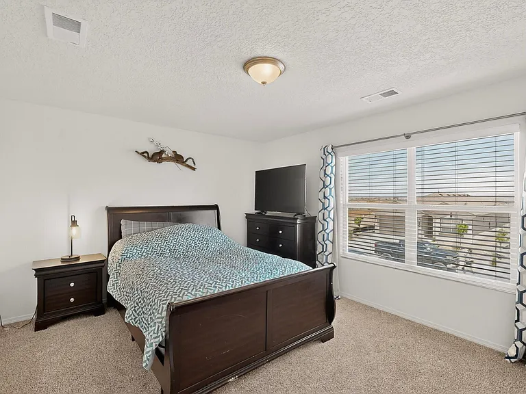 4139 Silver Springs Rd NE — Photo 23