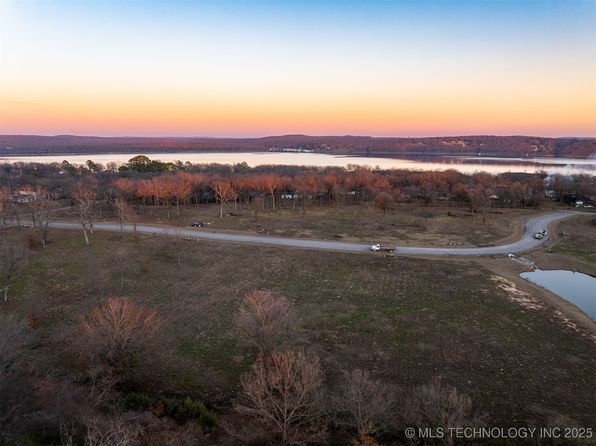 74091 S Fir Rd, Wagoner, OK 74467