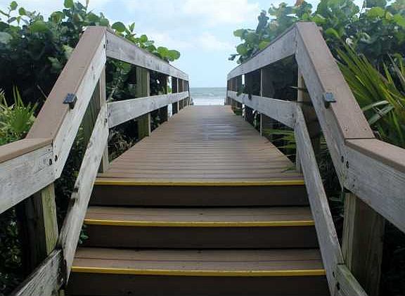 3rd image of 9550 S Ocean Dr APT 1701