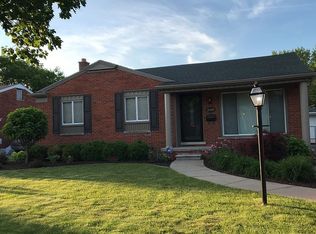 20416 Old Colony Rd, Dearborn Heights, MI 48127