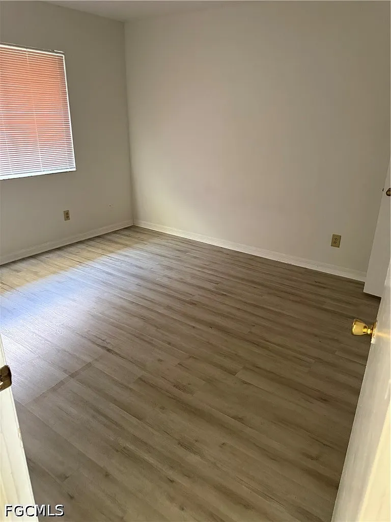 22523 Westchester Blvd — Photo 3