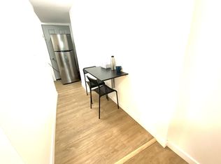 2385 Dundas St W #2, Toronto, ON M6P1X2