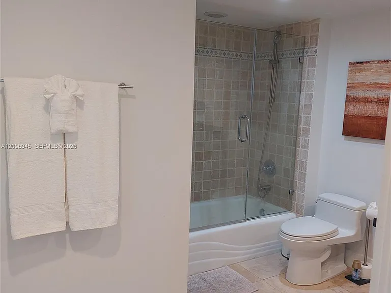 2301 Collins Ave #1125 — Photo 20