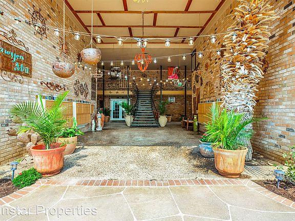 4th image of 501 Fuller St #137